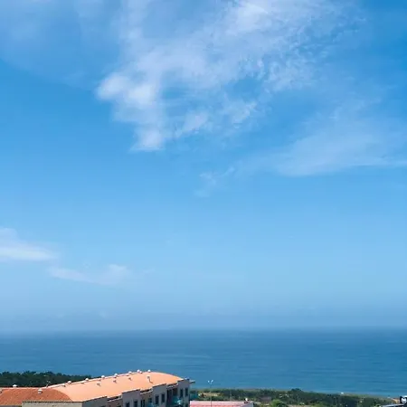 Brel Beach House דירה